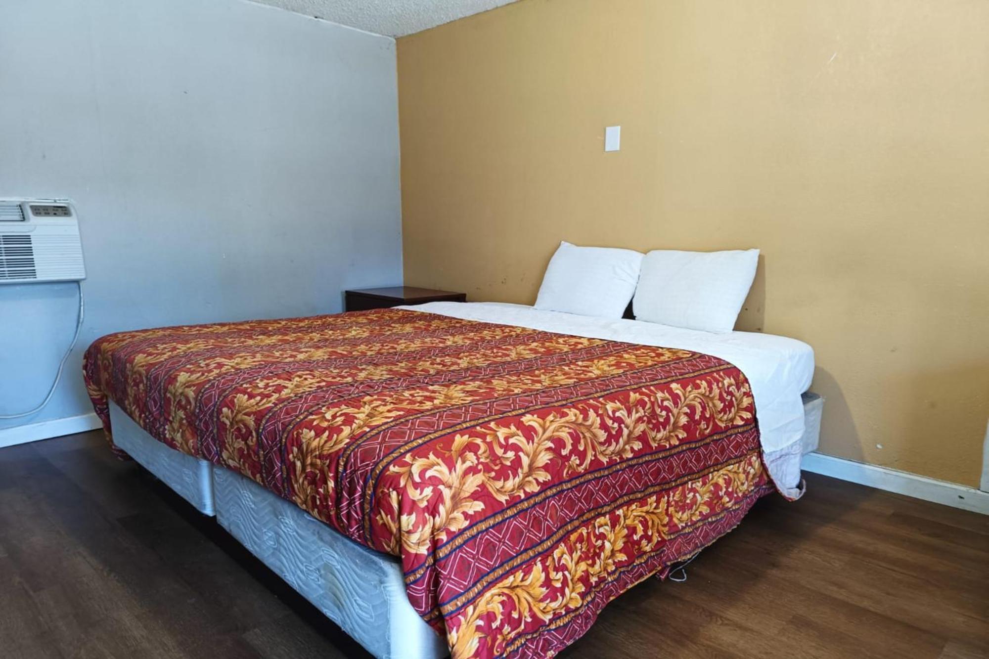 Crown Inn By Oyo Orangeburg Hwy 301 Екстериор снимка